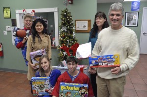 Rocky Shores Vet Staff volunteers
